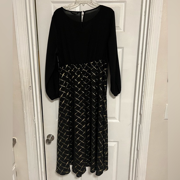 Womens Bloomchic Dress. NEW. - Picture 3 of 5